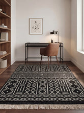 Zerith Black White Wool Rug