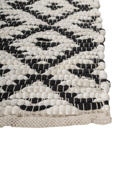 Geometric White Chindi Febric Dhurrie - 4