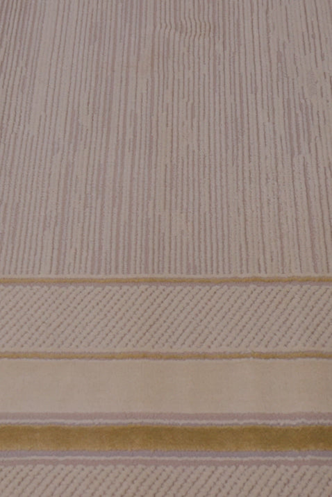 Classic Snow White & Light Gold Color Rug